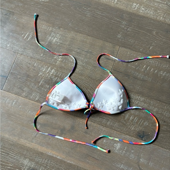 NWT swimsuit top - Picture 2 of 5